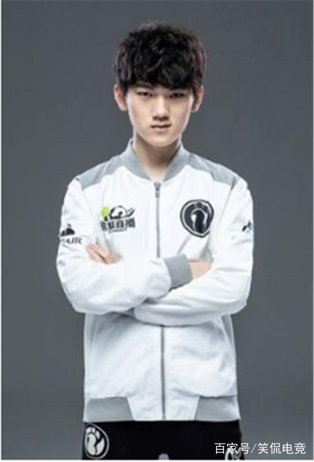 MIBR 和 TNL 被淘汰， Virtus.pro 和 NAVI 继续在 BLAST Bounty Fall 2025： 关闭资格赛中竞争